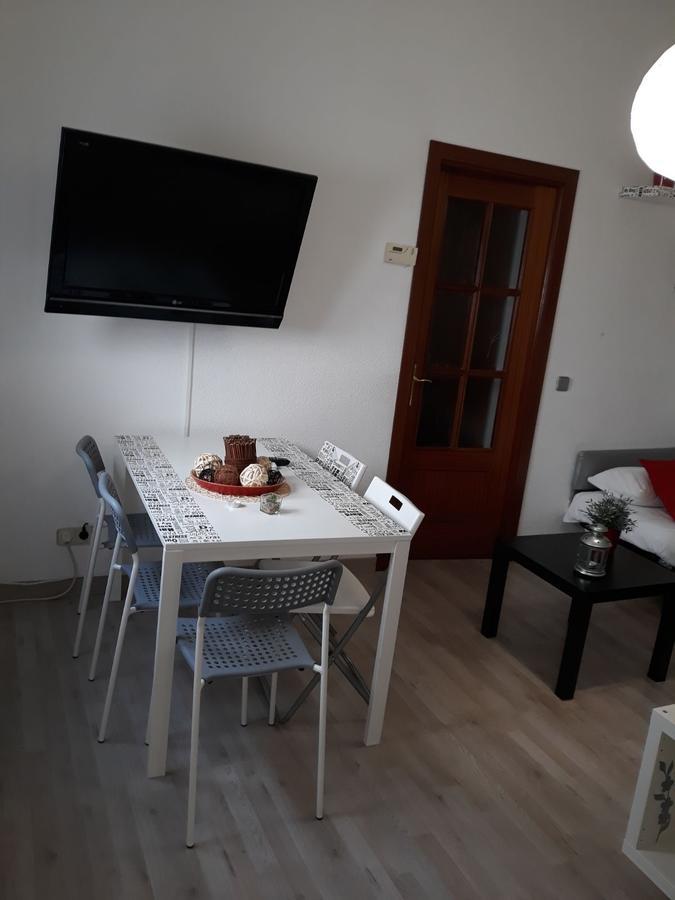 Latina Apartment Madrid Exterior photo