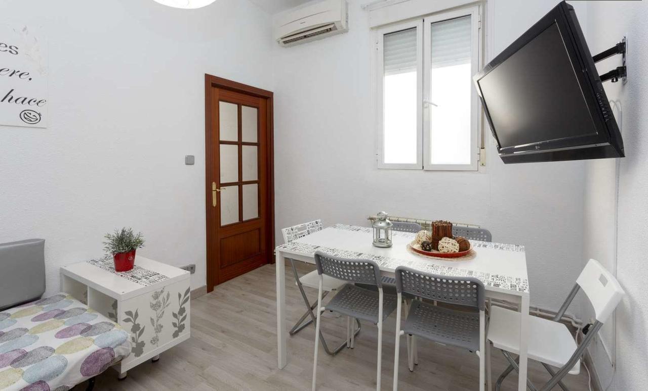 Latina Apartment Madrid Exterior photo